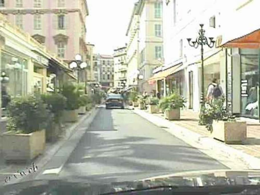 #28 1 Bdr Flat Ac Balcony Hper Central 10Mins To Beach & Old Town Nizza Esterno foto