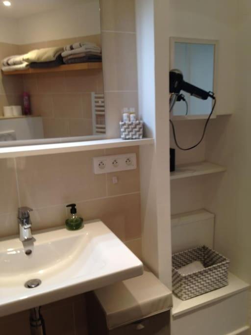 #28 1 Bdr Flat Ac Balcony Hper Central 10Mins To Beach & Old Town Nizza Esterno foto