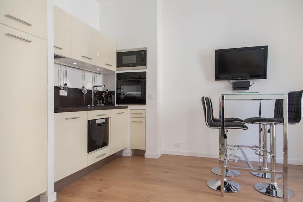 #28 1 Bdr Flat Ac Balcony Hper Central 10Mins To Beach & Old Town Nizza Esterno foto
